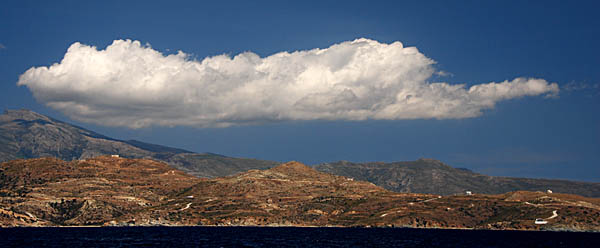 Lageschieber Wolke über Andros